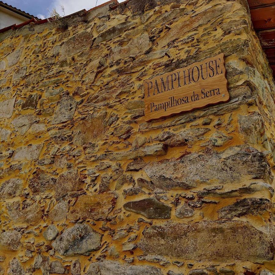 Pampihouse, Luxury Rustic House Near River パンピリョーザ・ダ・セーラ エクステリア 写真