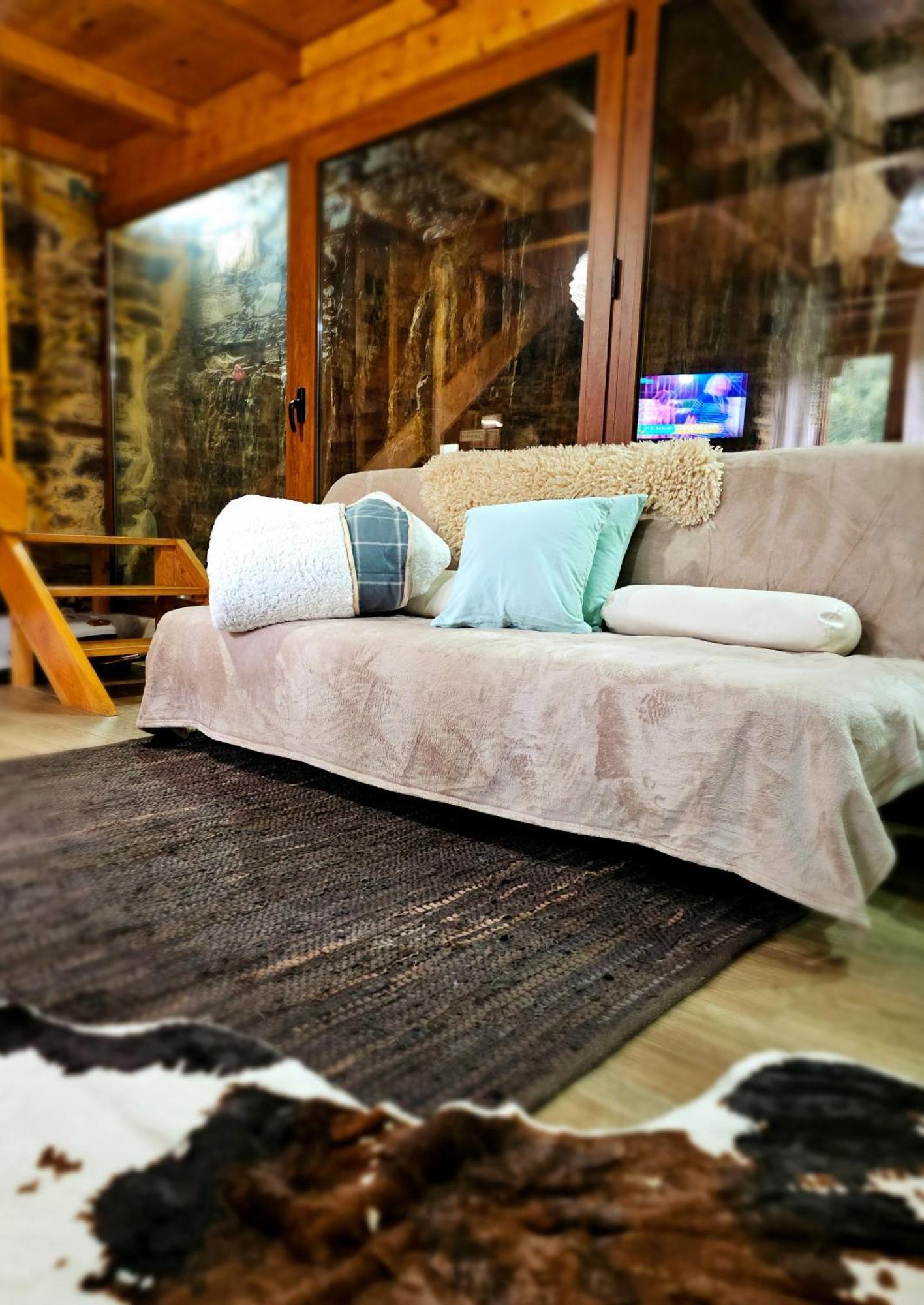 Pampihouse, Luxury Rustic House Near River パンピリョーザ・ダ・セーラ エクステリア 写真