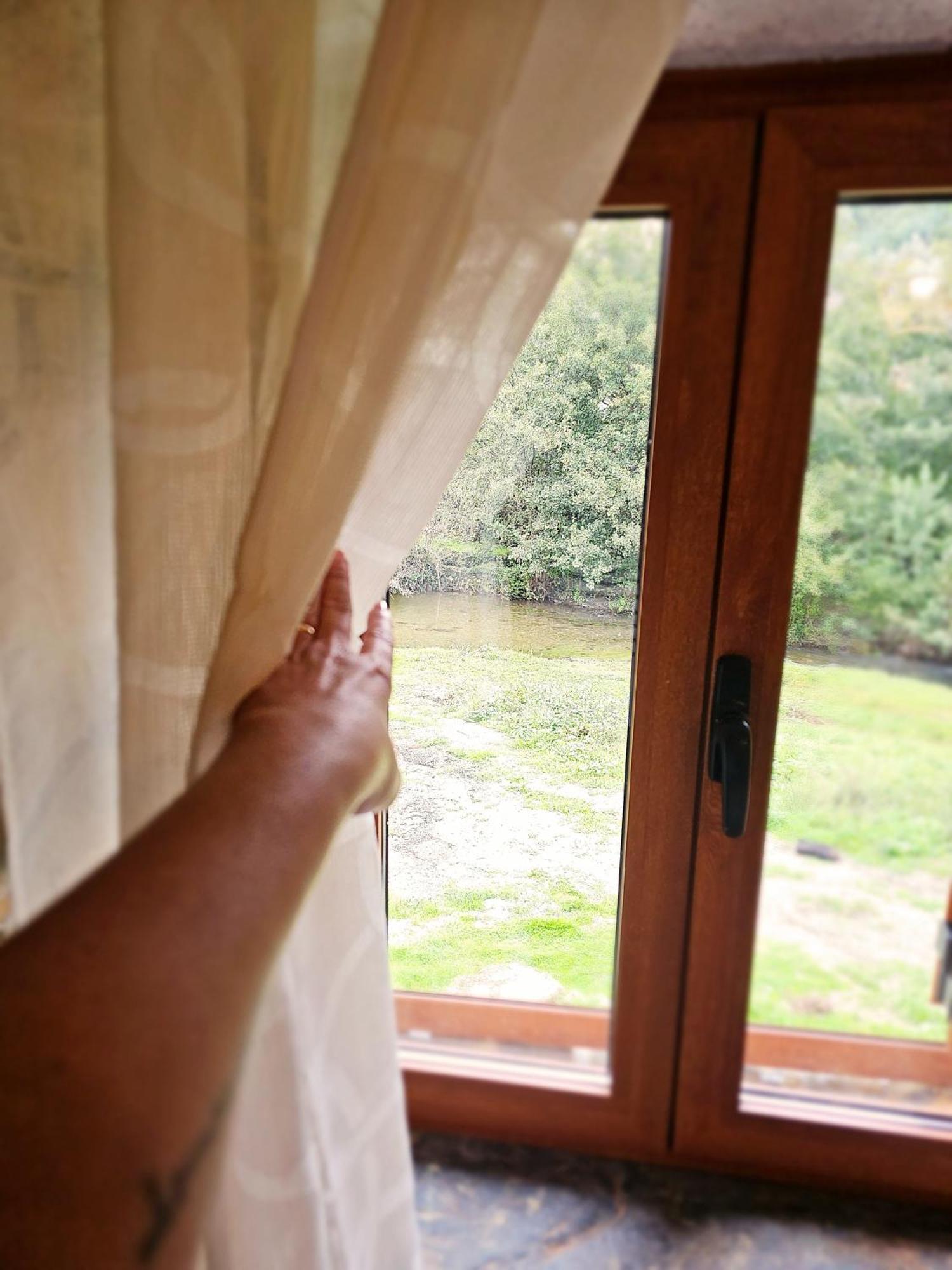 Pampihouse, Luxury Rustic House Near River パンピリョーザ・ダ・セーラ エクステリア 写真